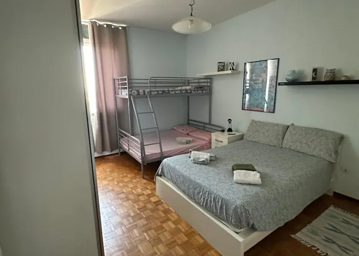 Ampio Vicino A Stazione E Centro Storico