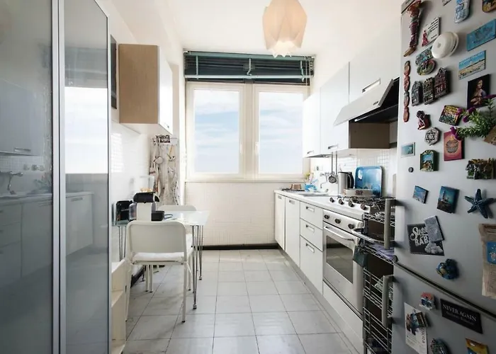 Ampio Vicino A Stazione E Centro Storico *